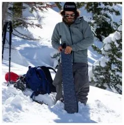 Jones Solution Women's Splitboard 21/22 + Skins -Vendite ZANDSTRA jones solution women s splitboard 21 22 skins 146 7